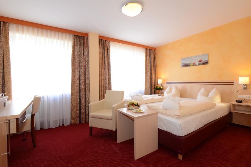 Hotel Apollo Garni Regensburg Eksteriør bilde