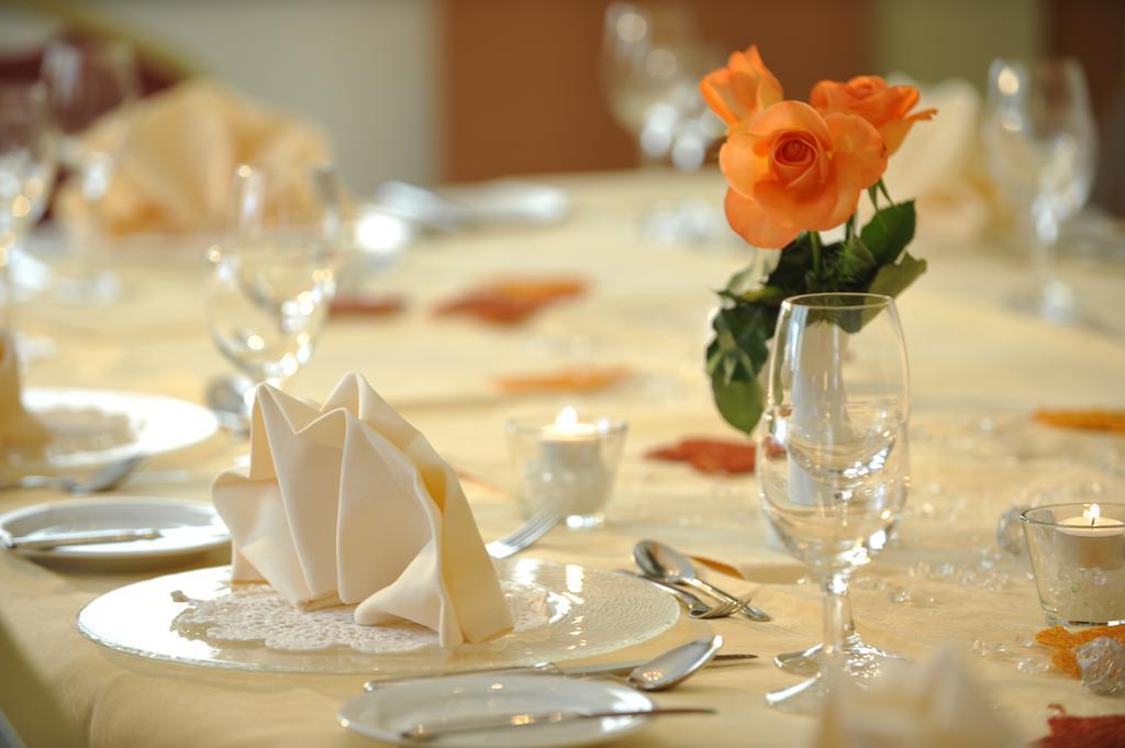 Hotel Apollo Garni Regensburg Eksteriør bilde