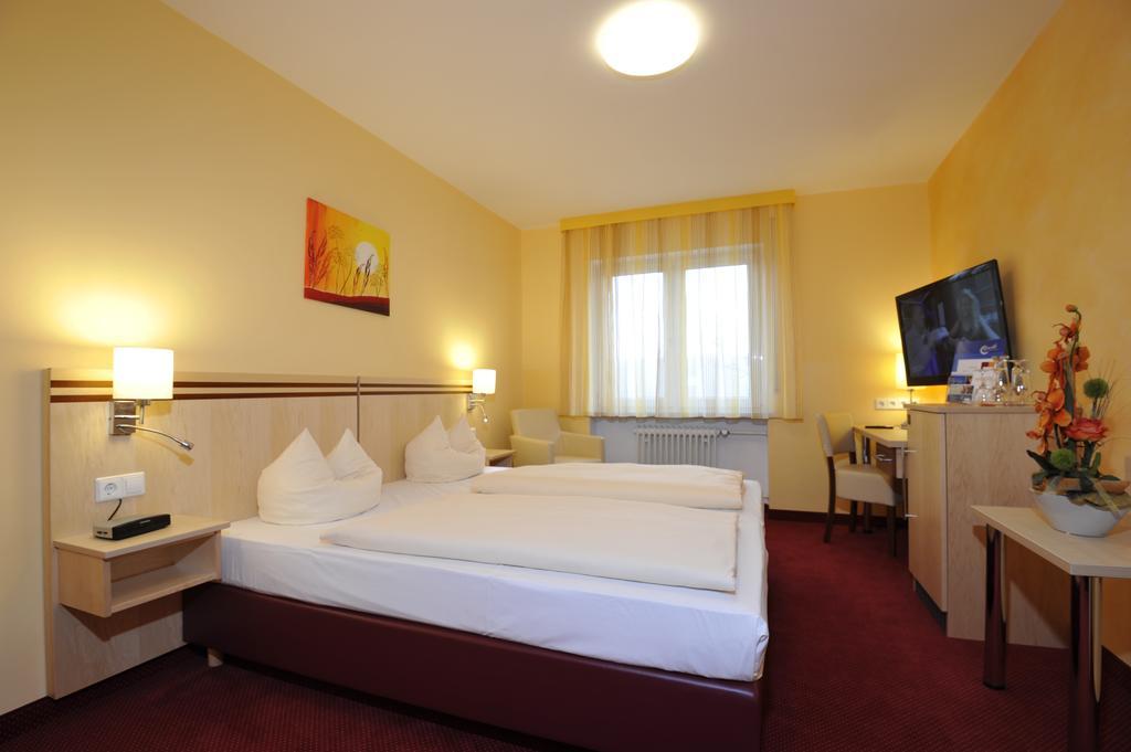 Hotel Apollo Garni Regensburg Eksteriør bilde