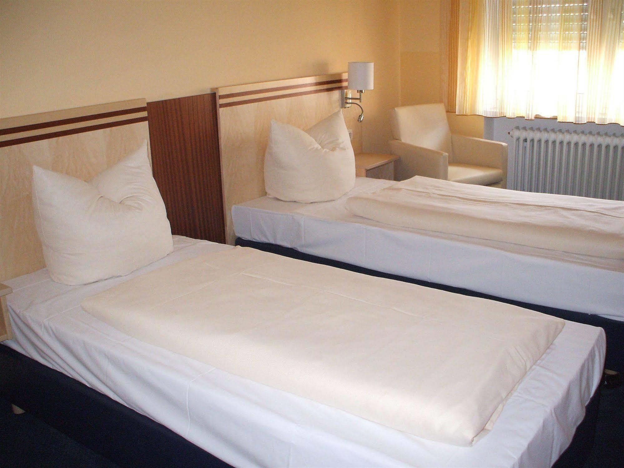 Hotel Apollo Garni Regensburg Eksteriør bilde